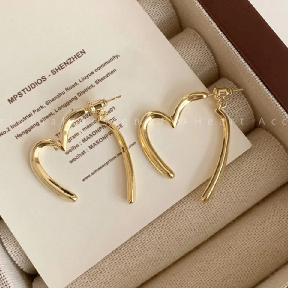 Buy Heart - Shaped Stud Earrings for Women Online in Pakistan β Stylish & Elegant Jewellery | Buyncart - Buyncart
