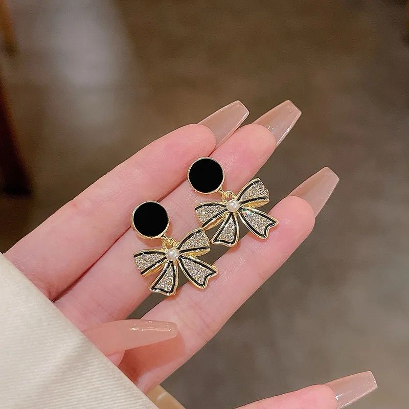 Elegant Stud Earrings | Artificial Jewellery - Buyncart