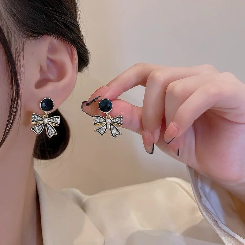 Elegant Stud Earrings | Artificial Jewellery - Buyncart