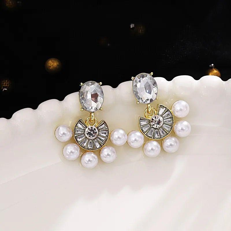 Shine Every Day with Lightweight, Stunning Artificial Earrings - Buyncart