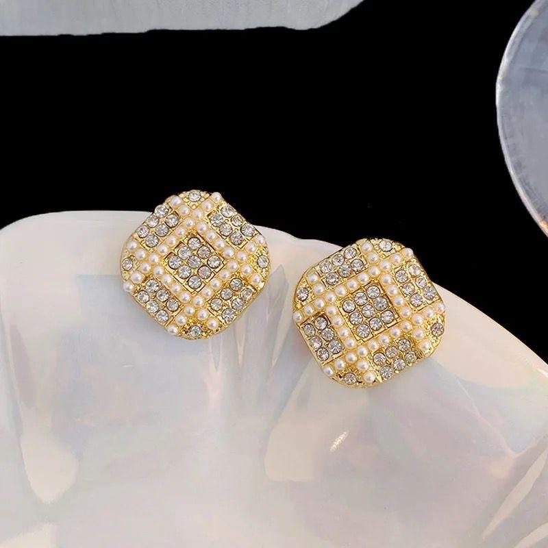 Stunning korean Stud Earrings - Buyncart